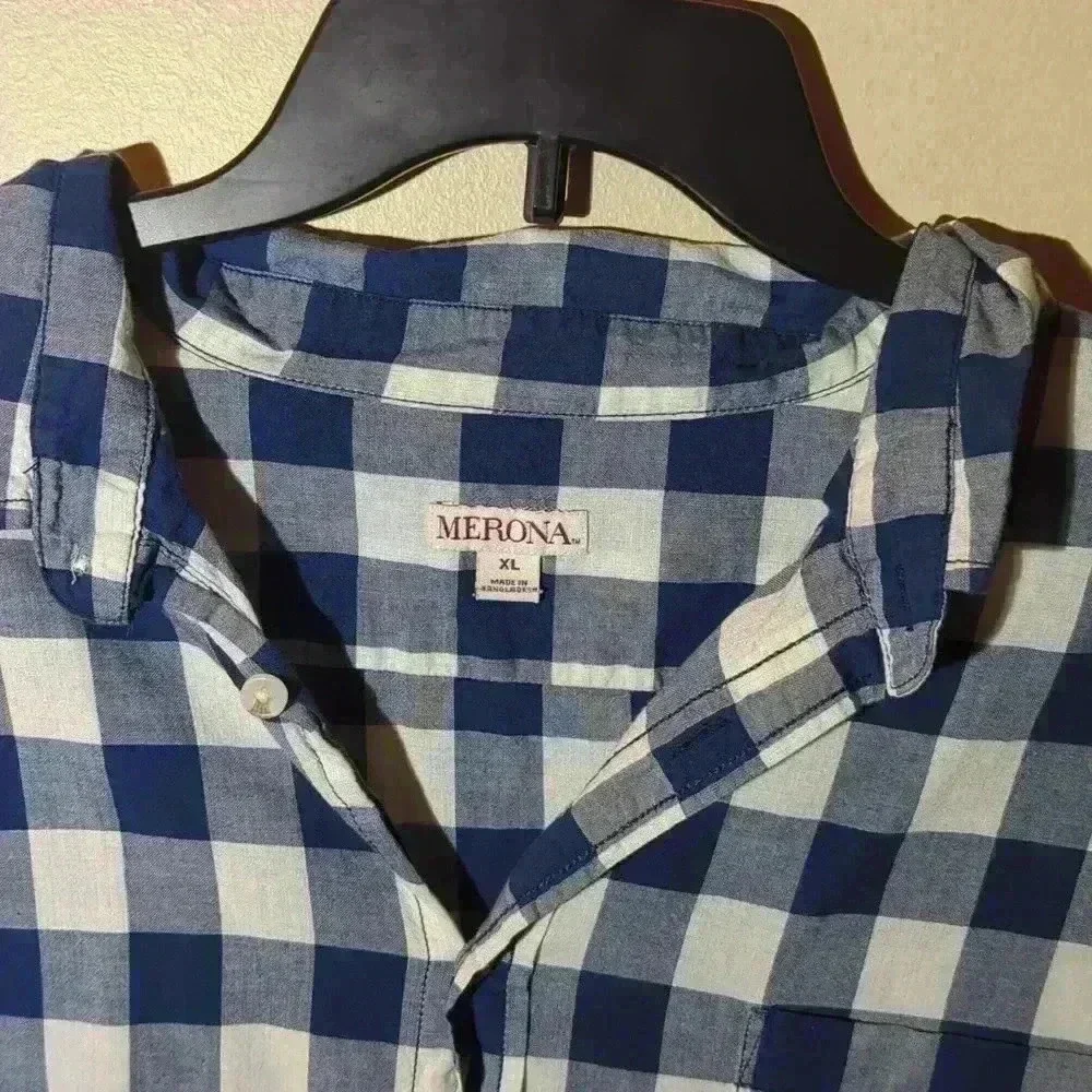 Merona, XL, blue and white button up tshirt